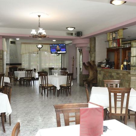 Hotel Villa Kabashi Korcza Zewnętrze zdjęcie